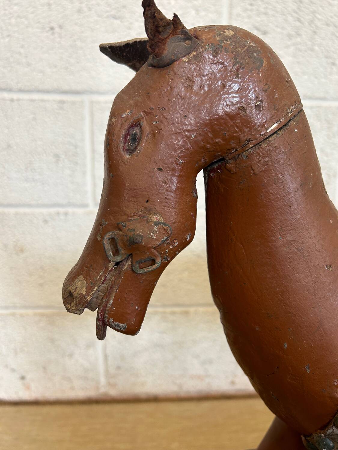 Very old pulling horse popular art