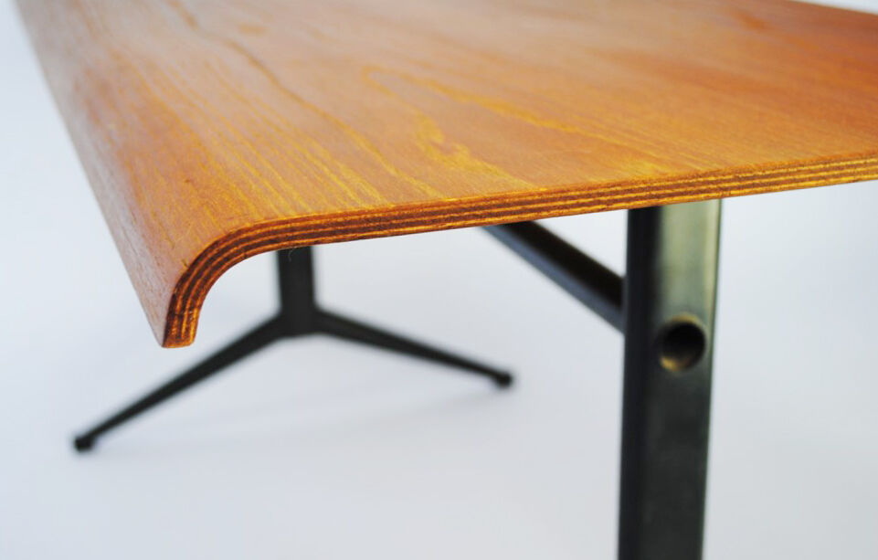 Table low Friso Kramer