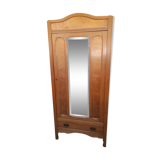 Vintage Parisian wardrobe - bonnetière