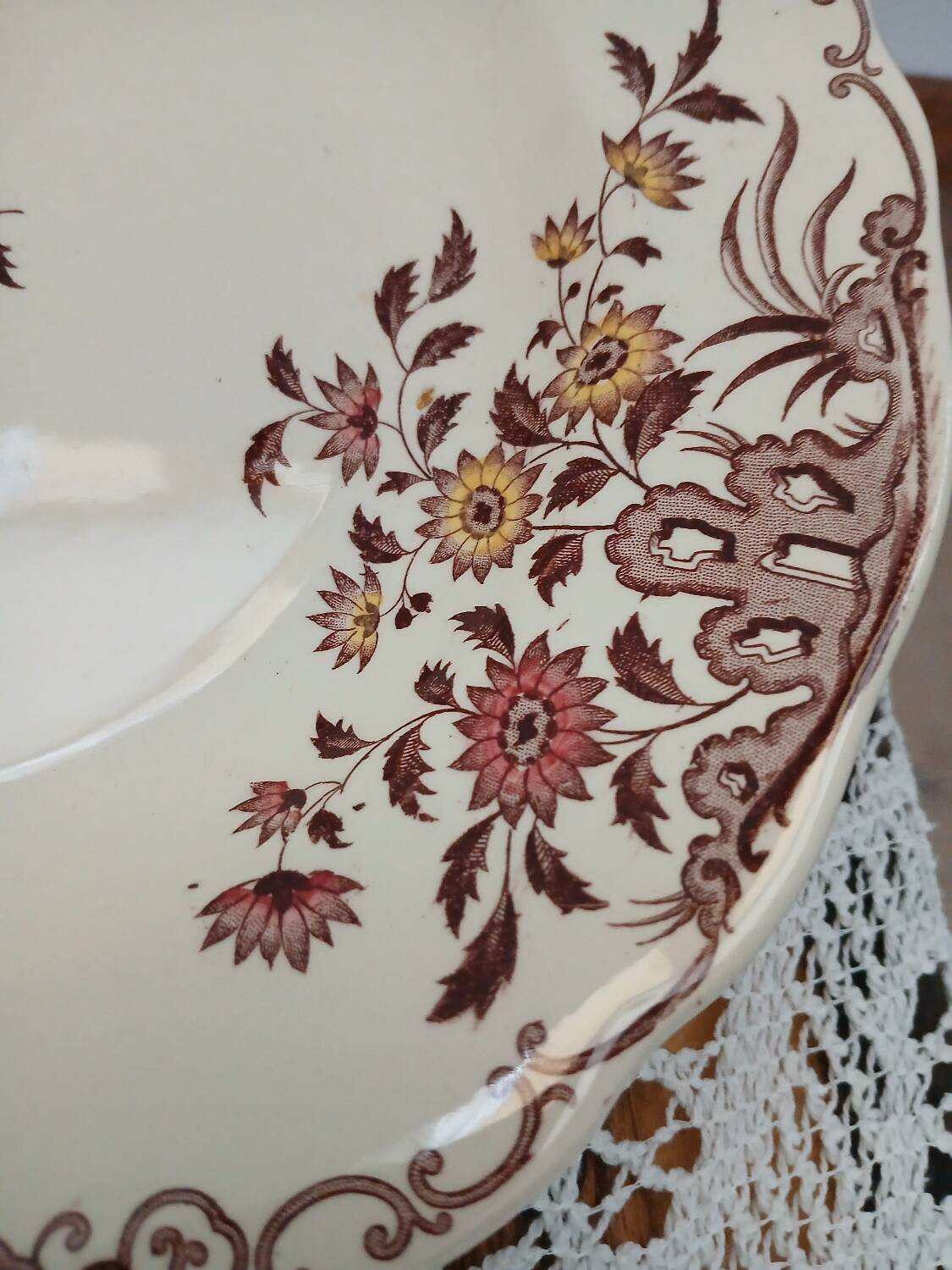 6 polychrome ironstone soup plates