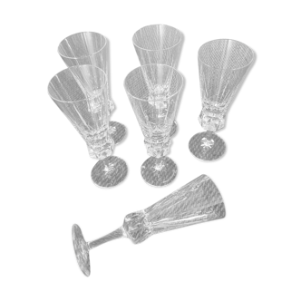 6 crystal flutes