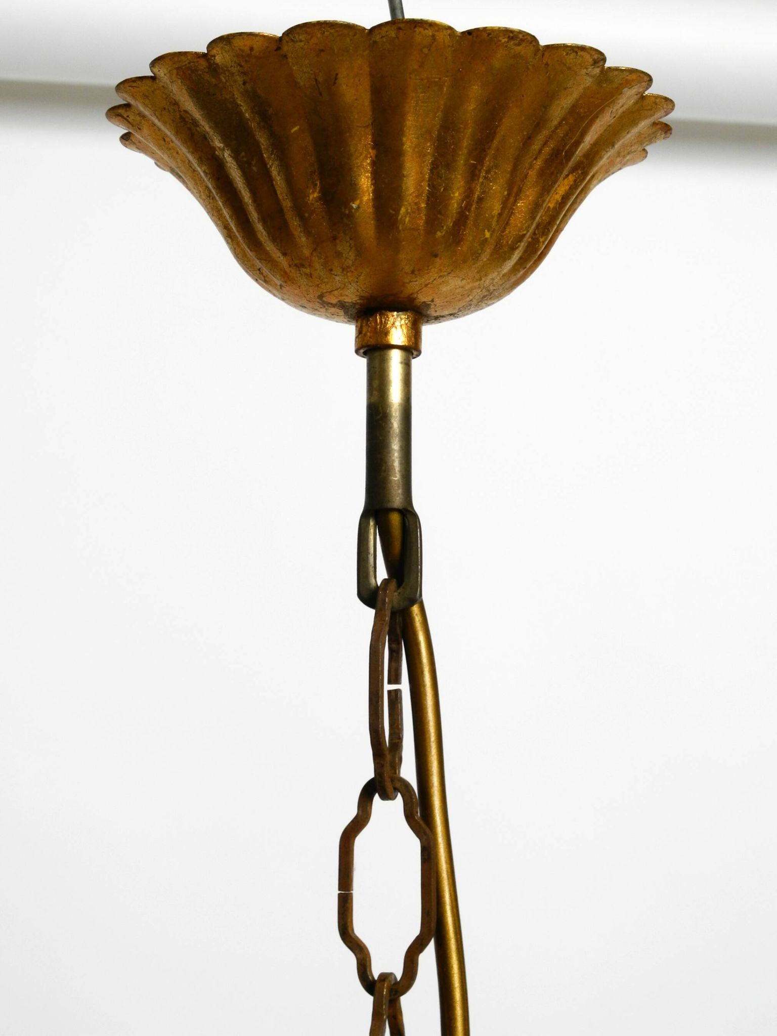 Beautiful 1970s gold-plated 5-arm tall metal chandelier by Hans Kögl