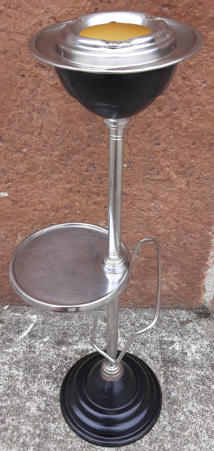 Standing magazine ashtray, 1960s/70s.