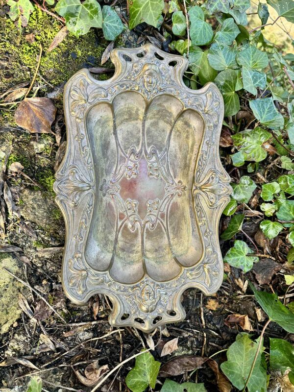 Plateau grand centre de table argenté époque Art Nouveau