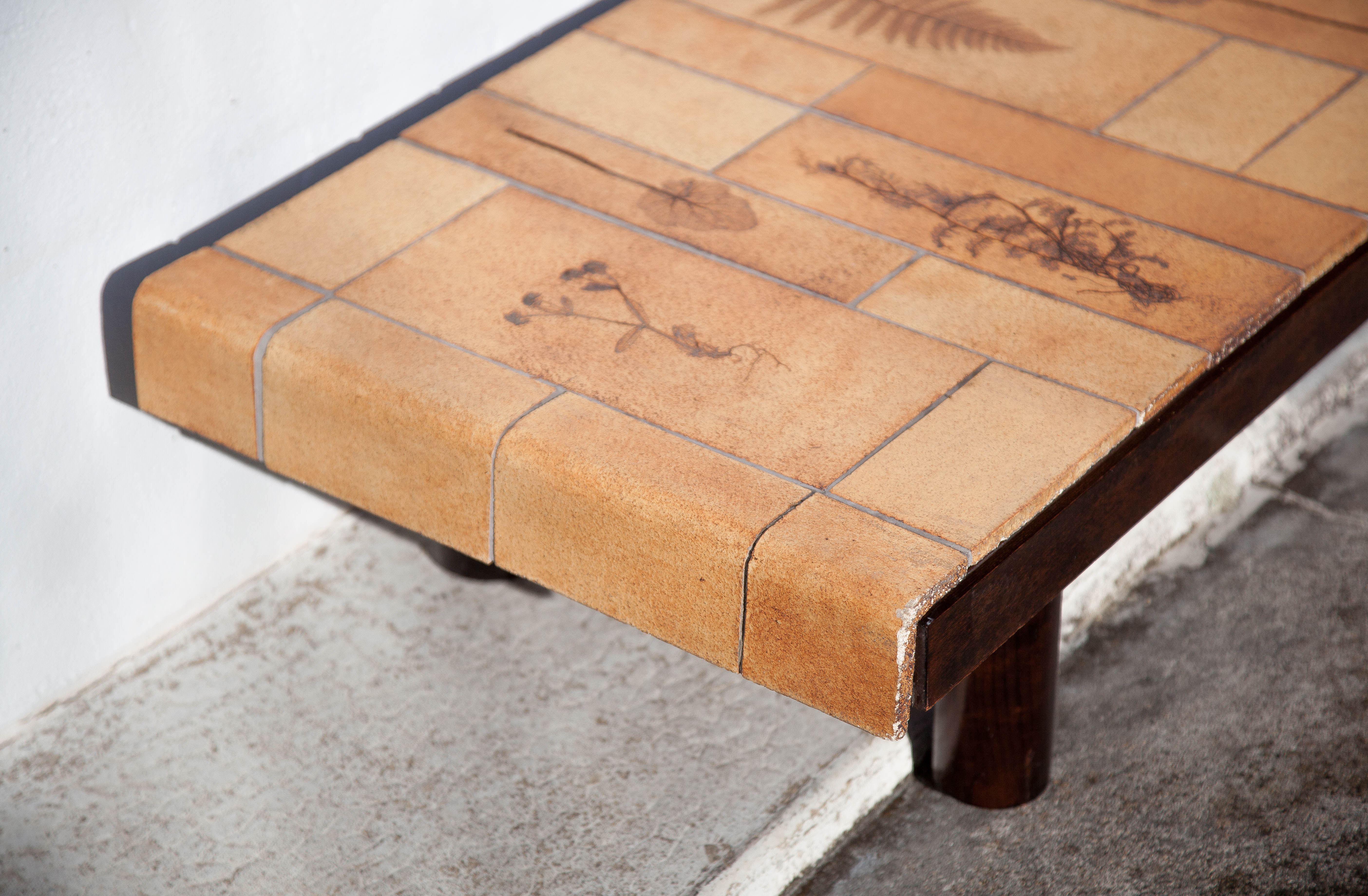 Coffee table roger Capron ceramic and wood herbariums, signed table, 60s