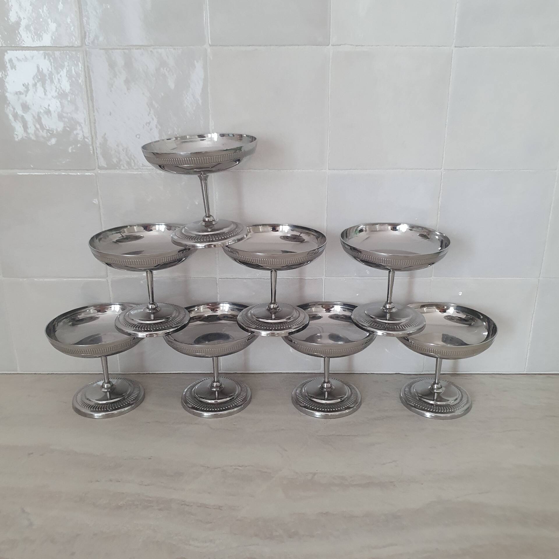 8 stainless steel 18/10 FCA style Létang and Rémi Jean Couzon cups