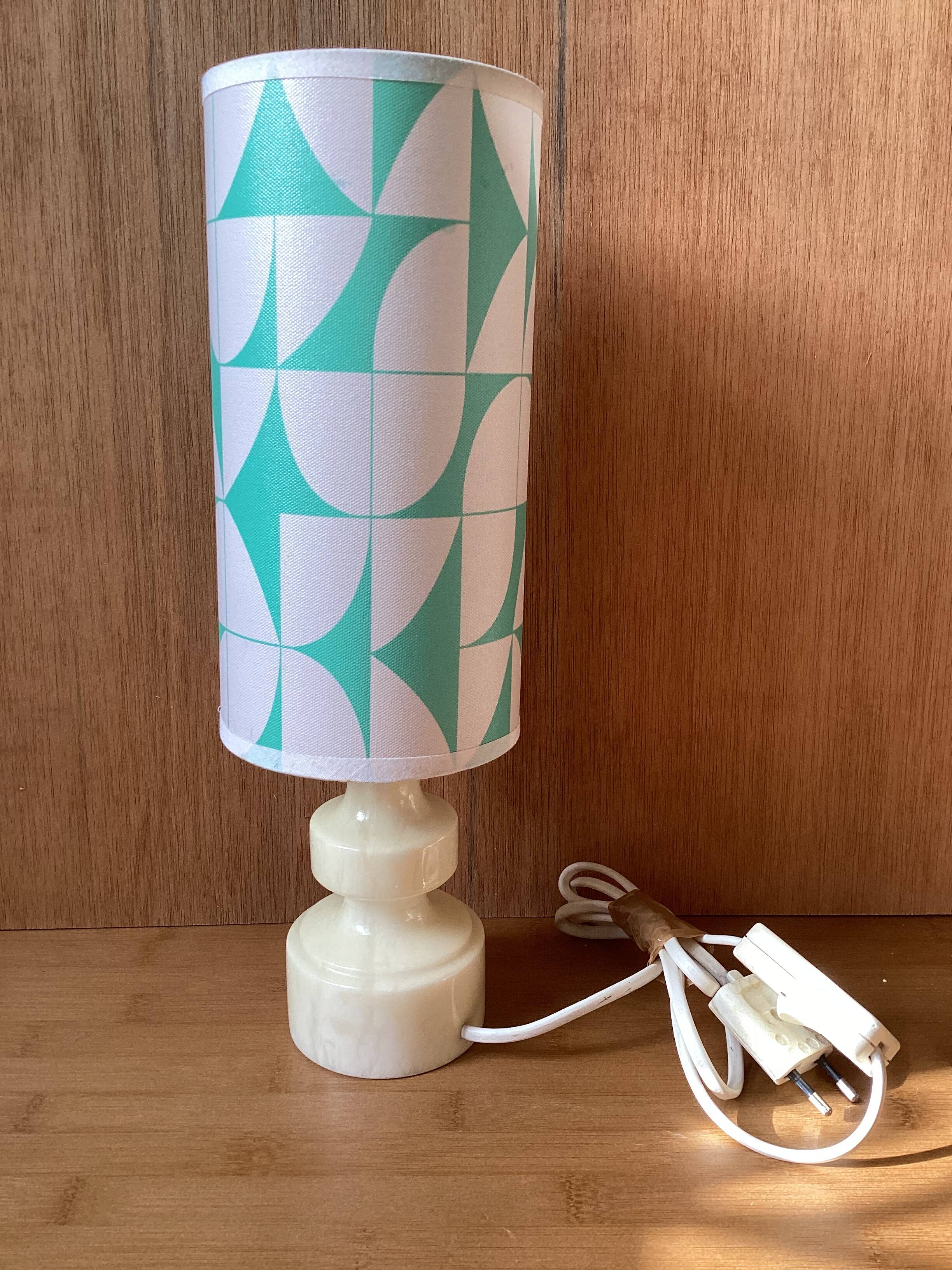 Vintage alabaster foot lamp