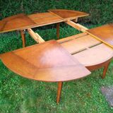 Directoire style round table with extensions