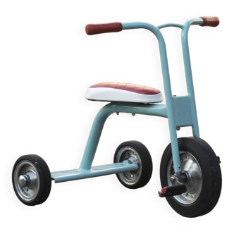 Tricycle from the 70s/80s, fully restored.