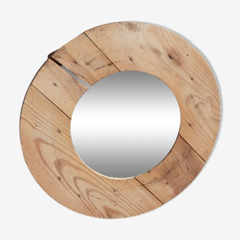 Round mirror with wooden frame