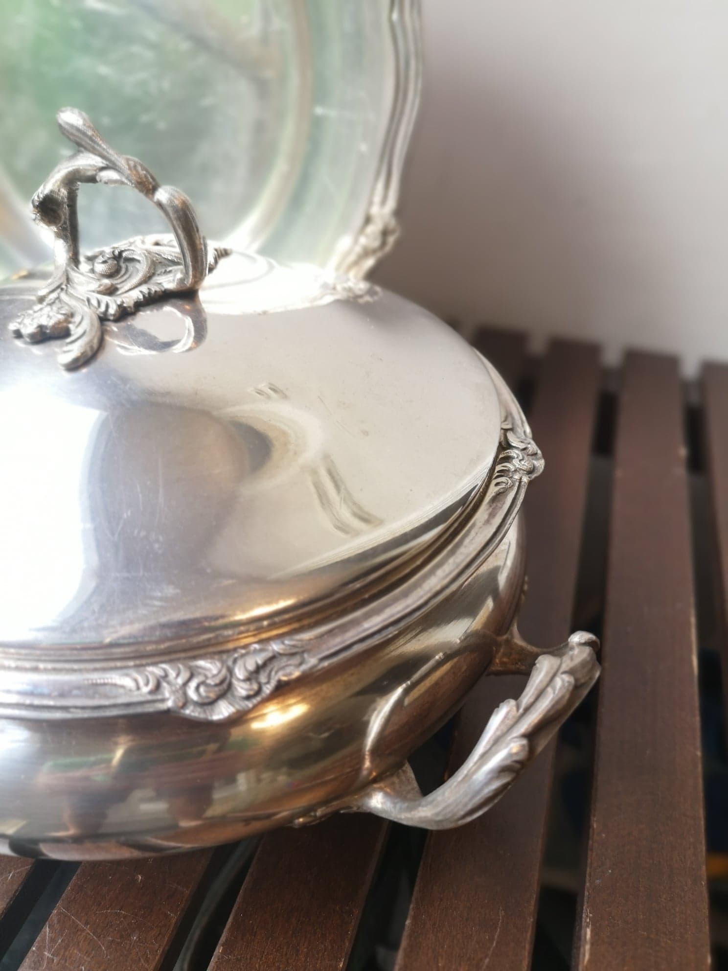 Vegetable with tray silver metal, around 1050