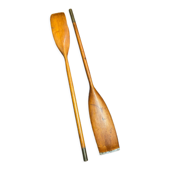Old wooden oar paddles