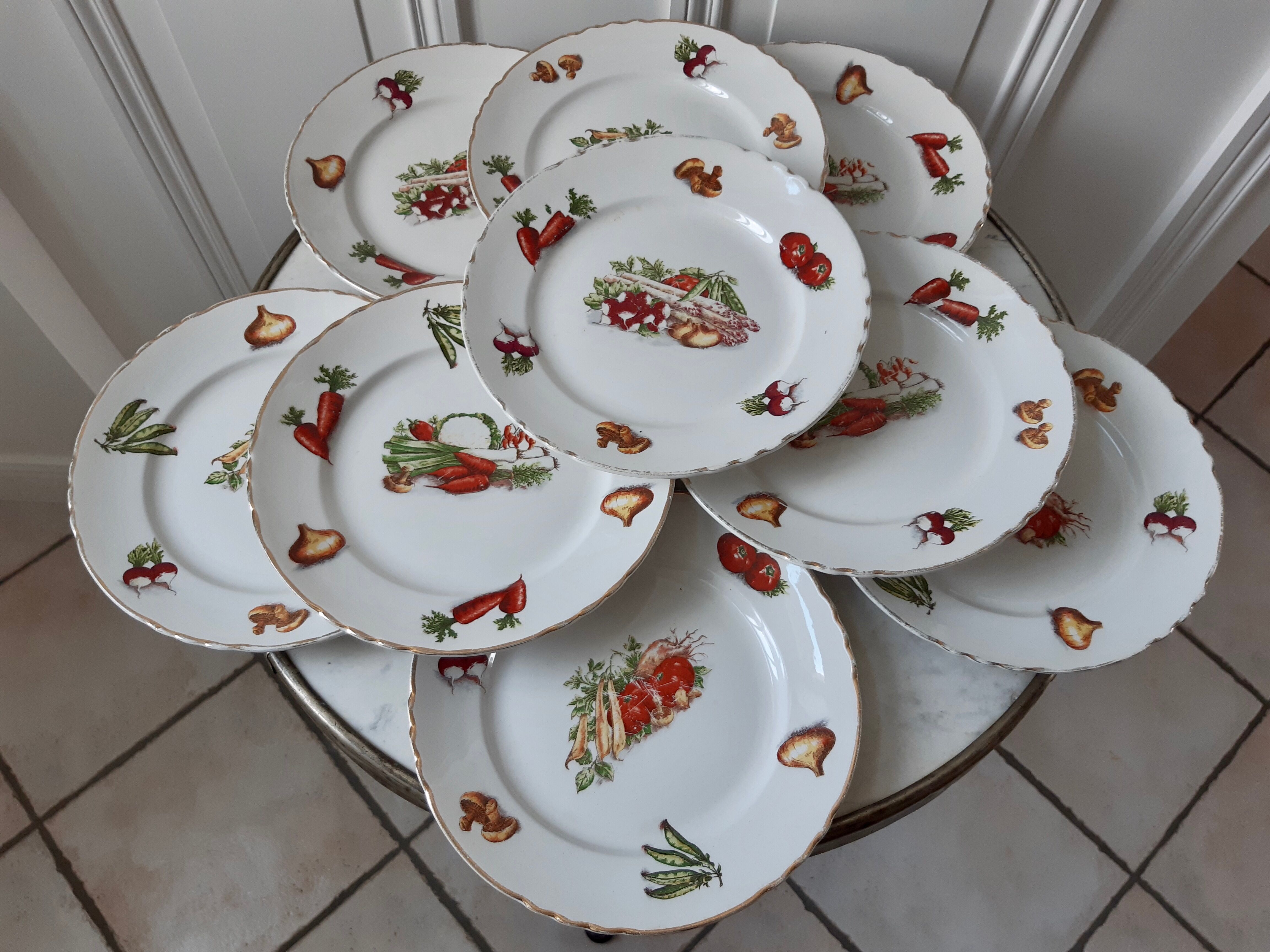 Set of 9 flat plates vintage vegetables
