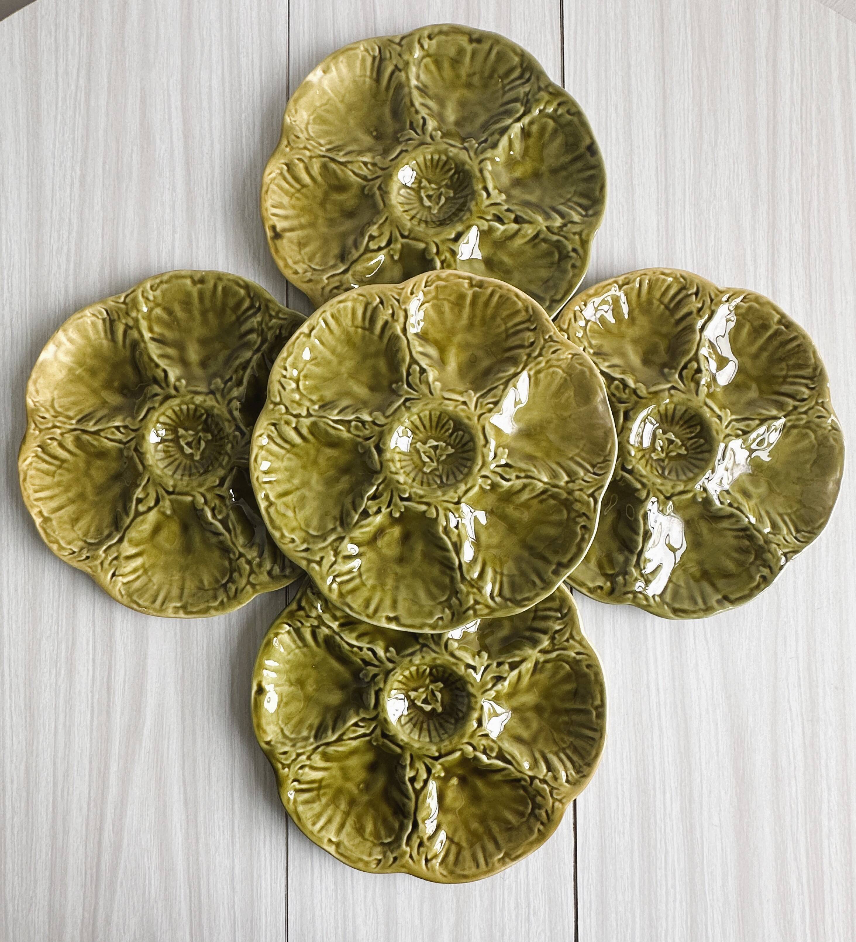 5 shell plates in green enamelled GIEN slip