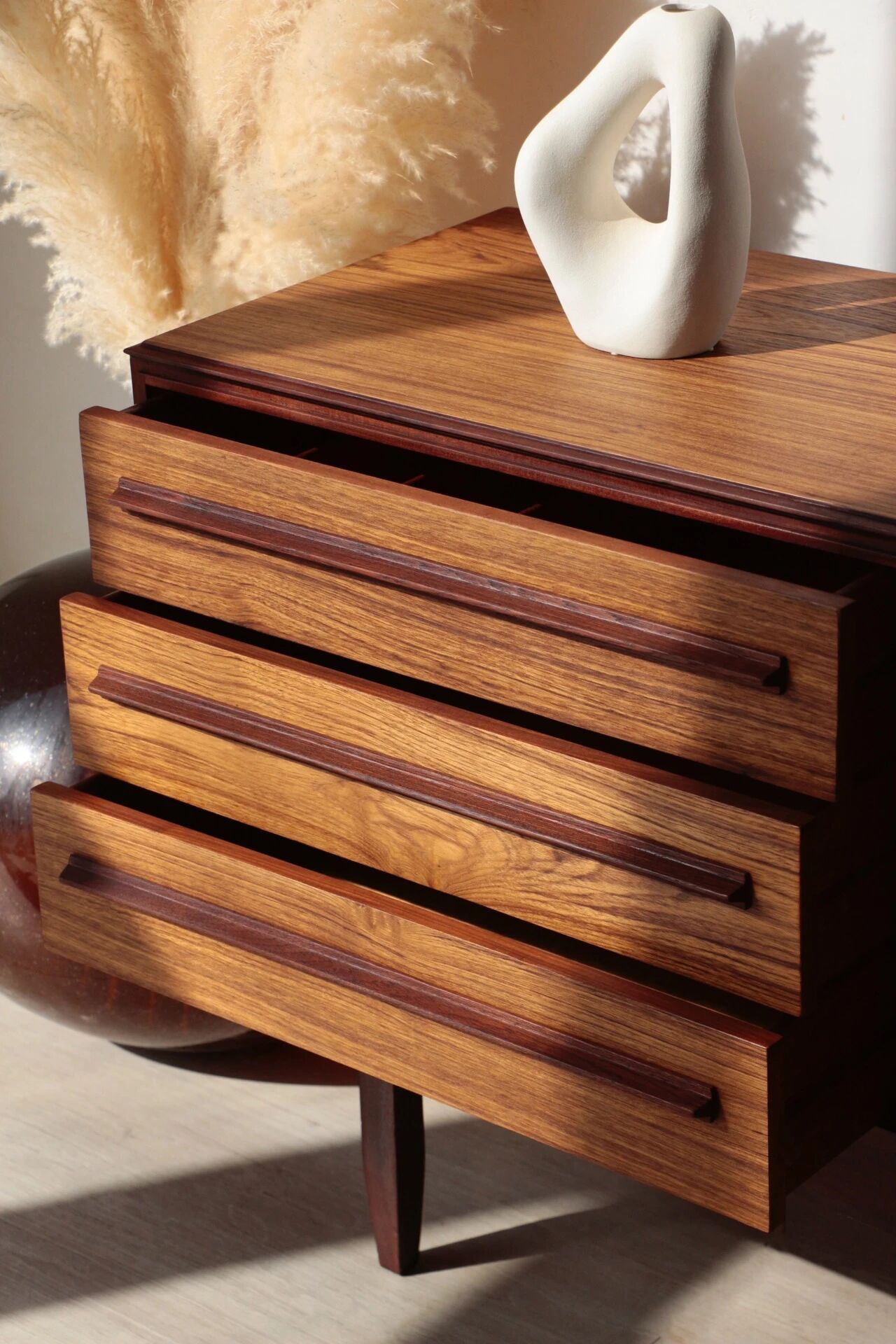 Scandinavian teak enfilade White & Newton | Vintage design from the 1960s