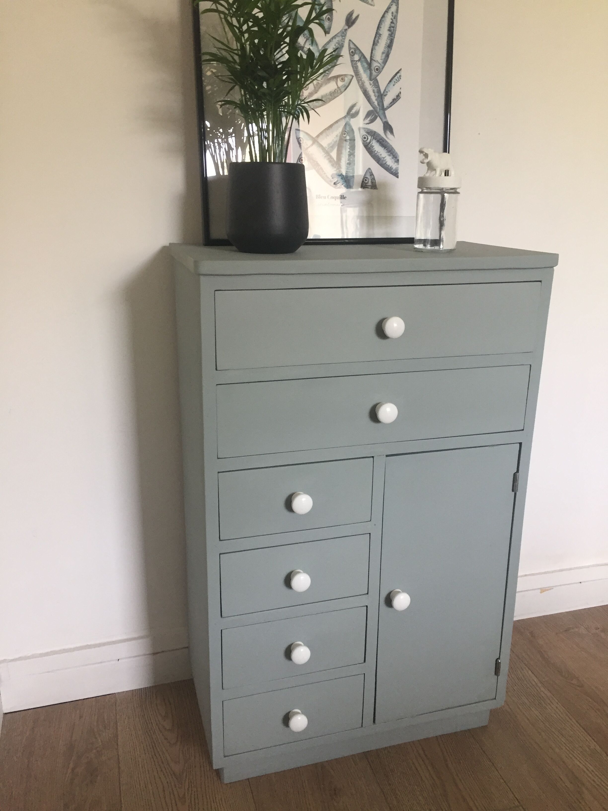 Small chest of drawers