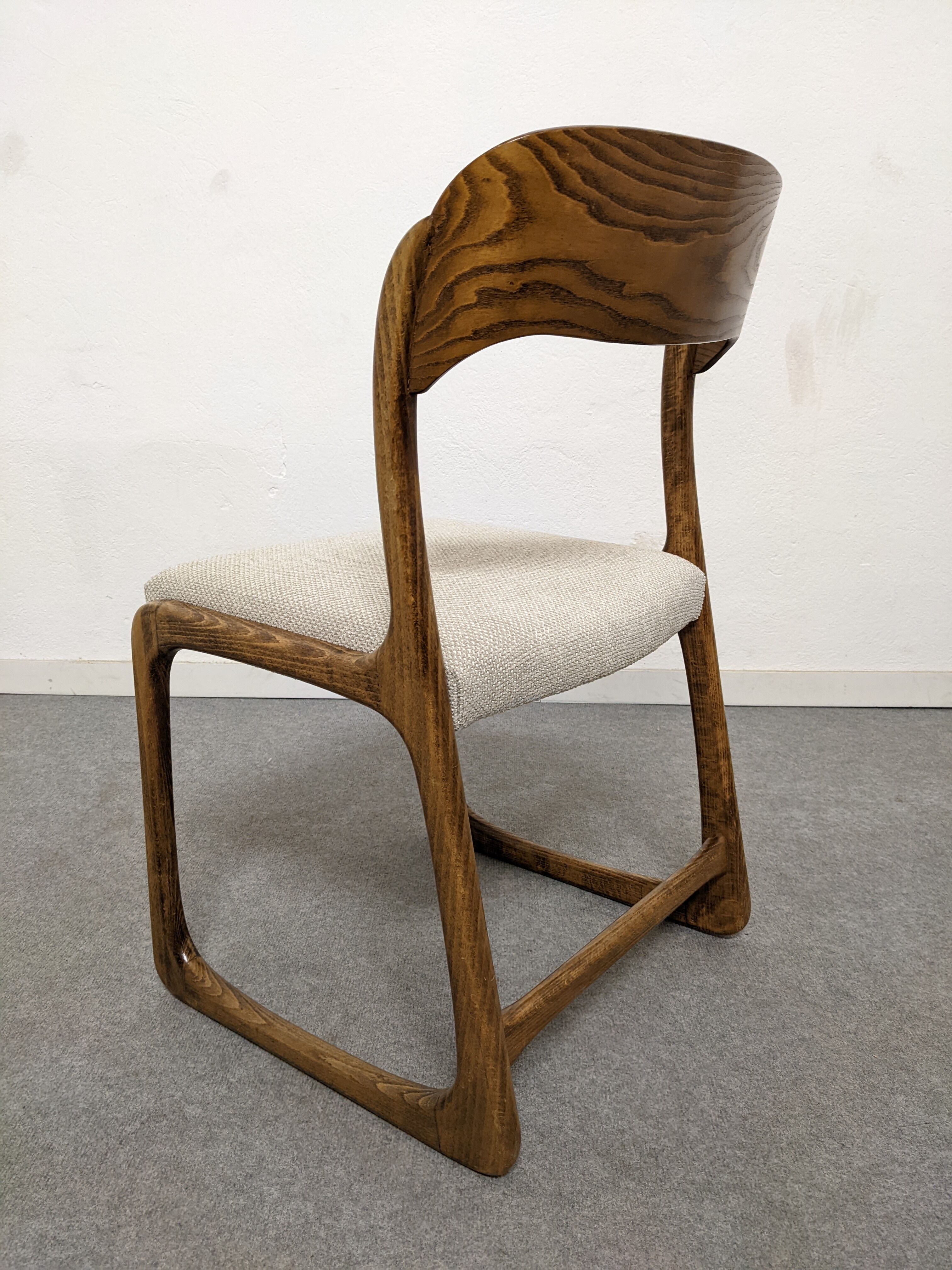 Série de 4 chaises traineau Baumann des années 60/70