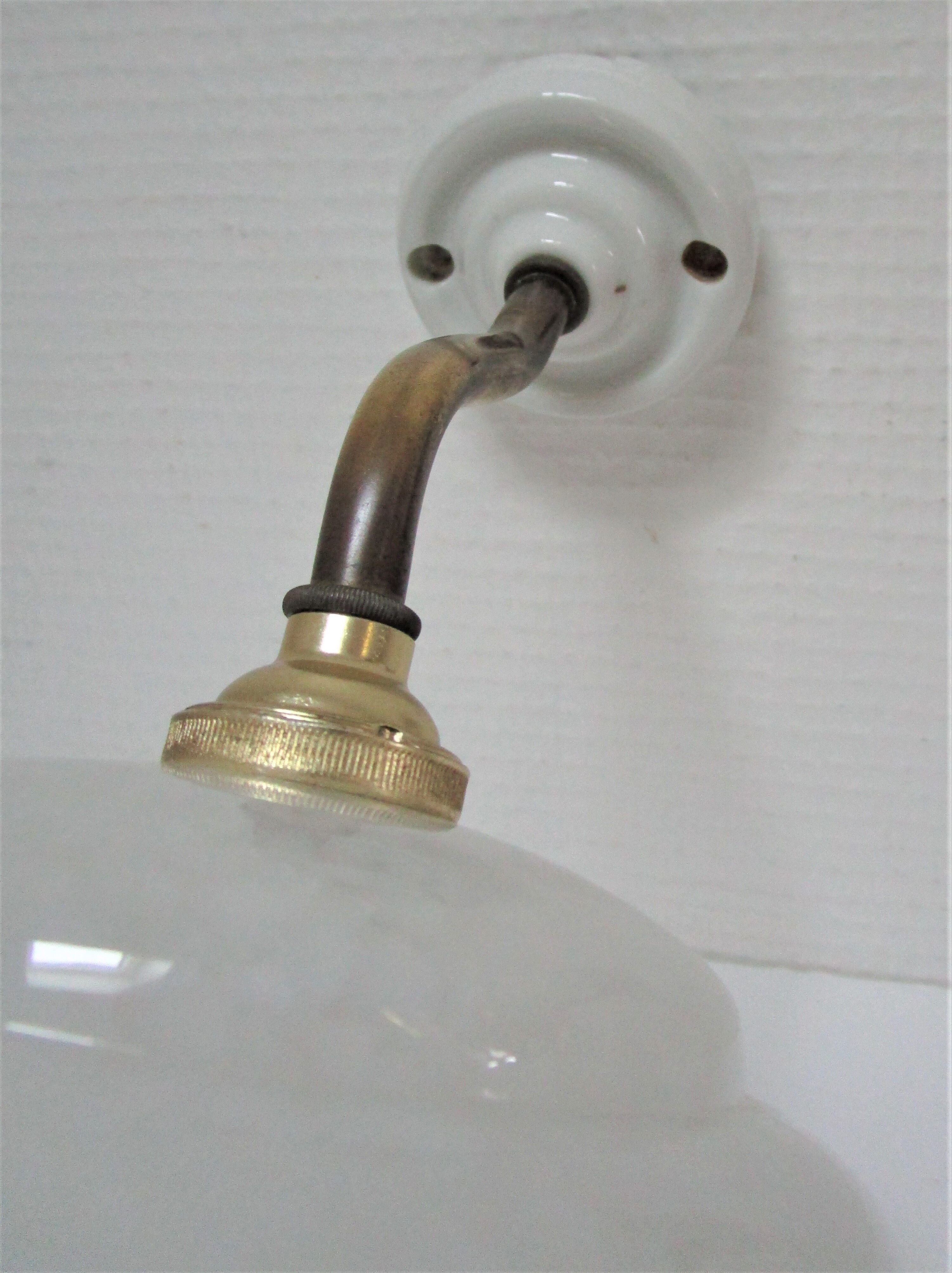 Pair of porcelain sconces brass glass of clchy white art deco