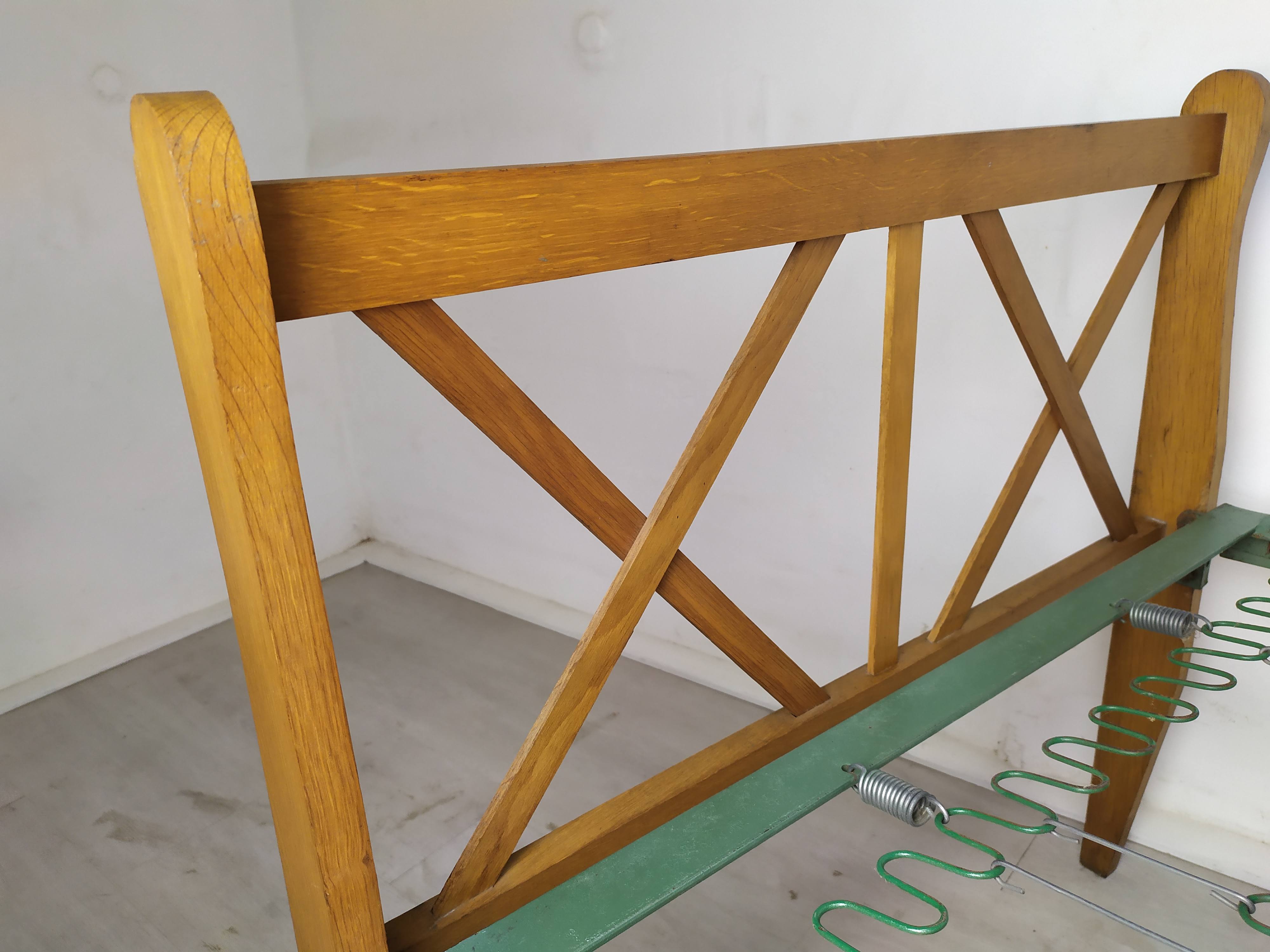 Vintage bed 80 by 190