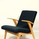 Fauteuil vintage Couleur Bleu Marine Bois Clair Design Midcentury