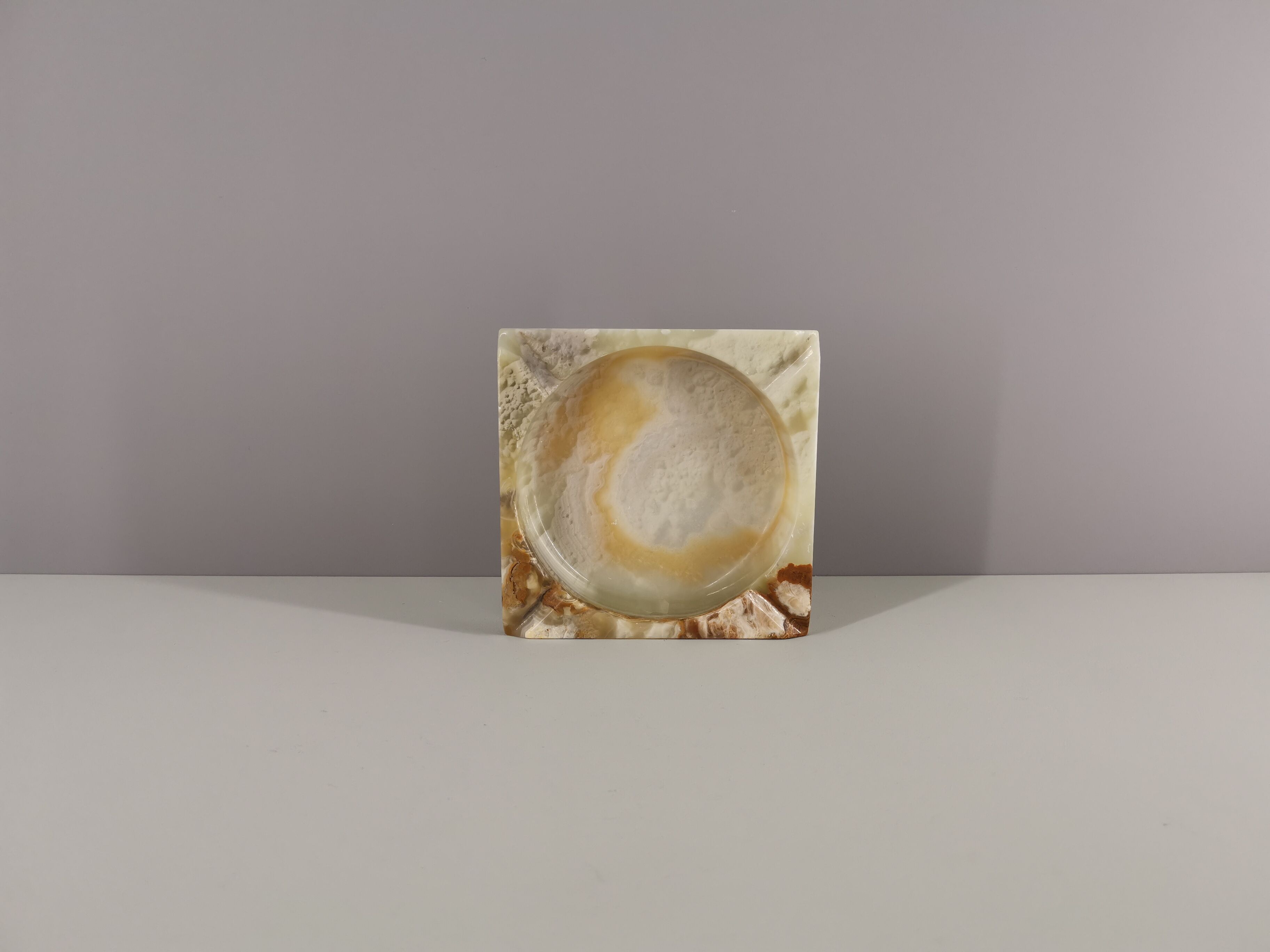 Transparent alabaster ashtray 50s