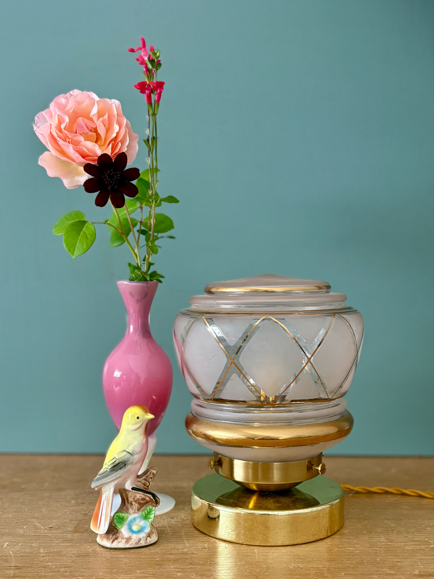 Vintage Art Deco pink and gold glass globe table lamp