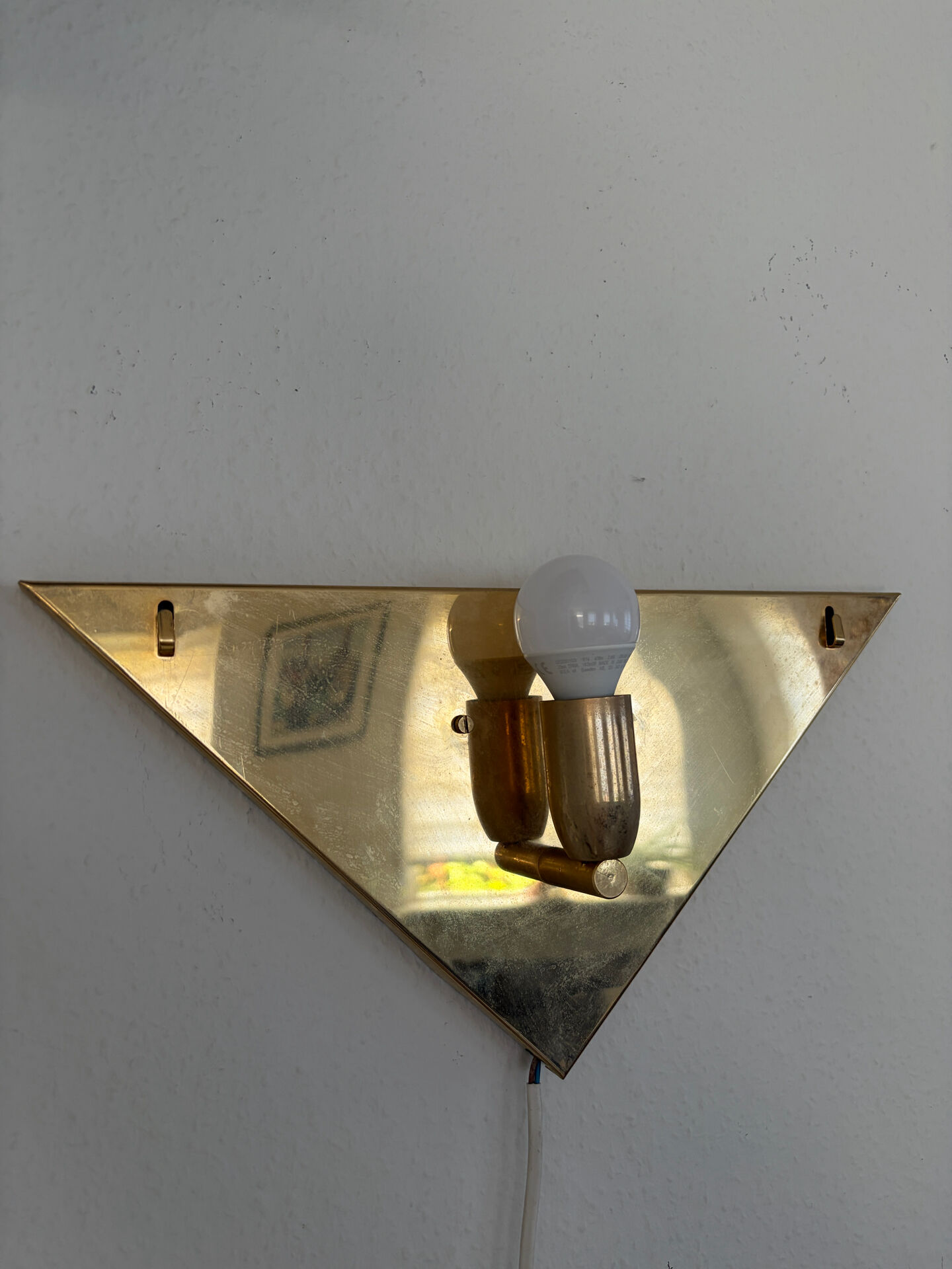 Vintage wall light — Italian design, 1970s