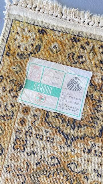 Tapis sarouk vintage moutarde
