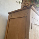 Wardrobe / Parisian wardrobe