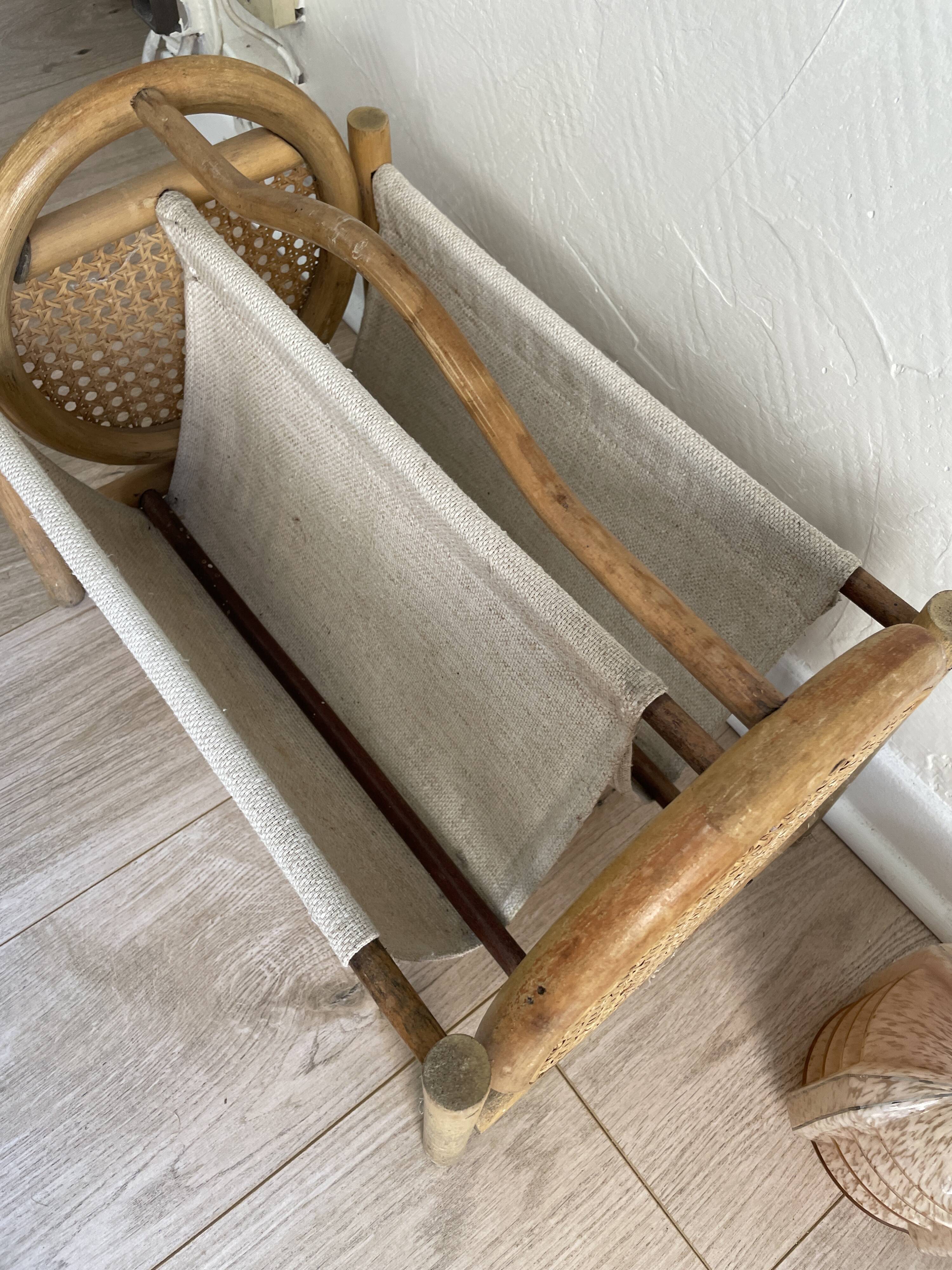 Canine magazine holder