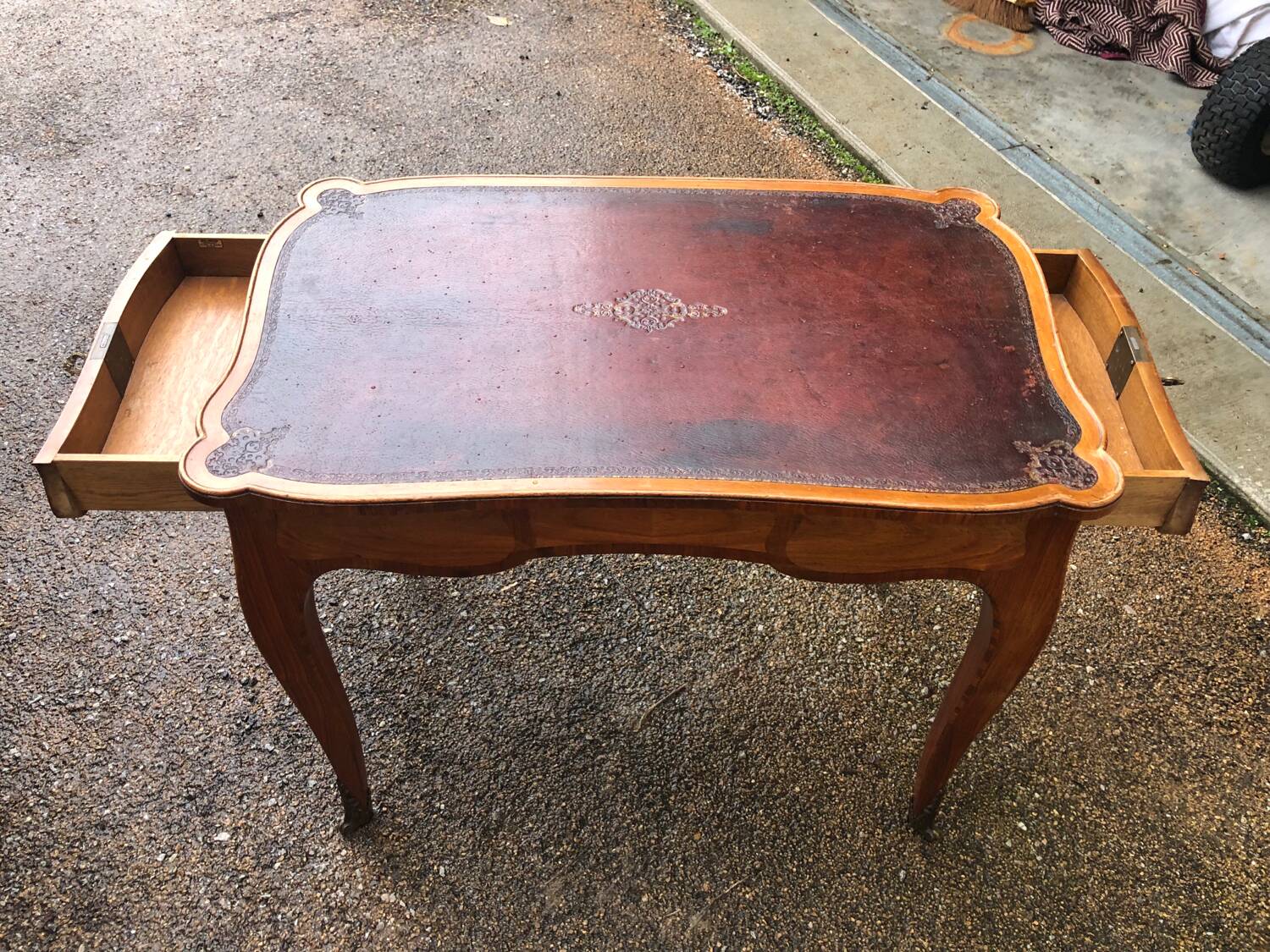 Desk, writing table with old glazed leather top
