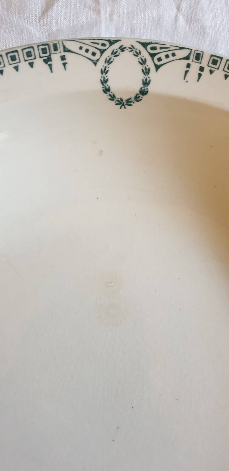 St Amand hollow dish