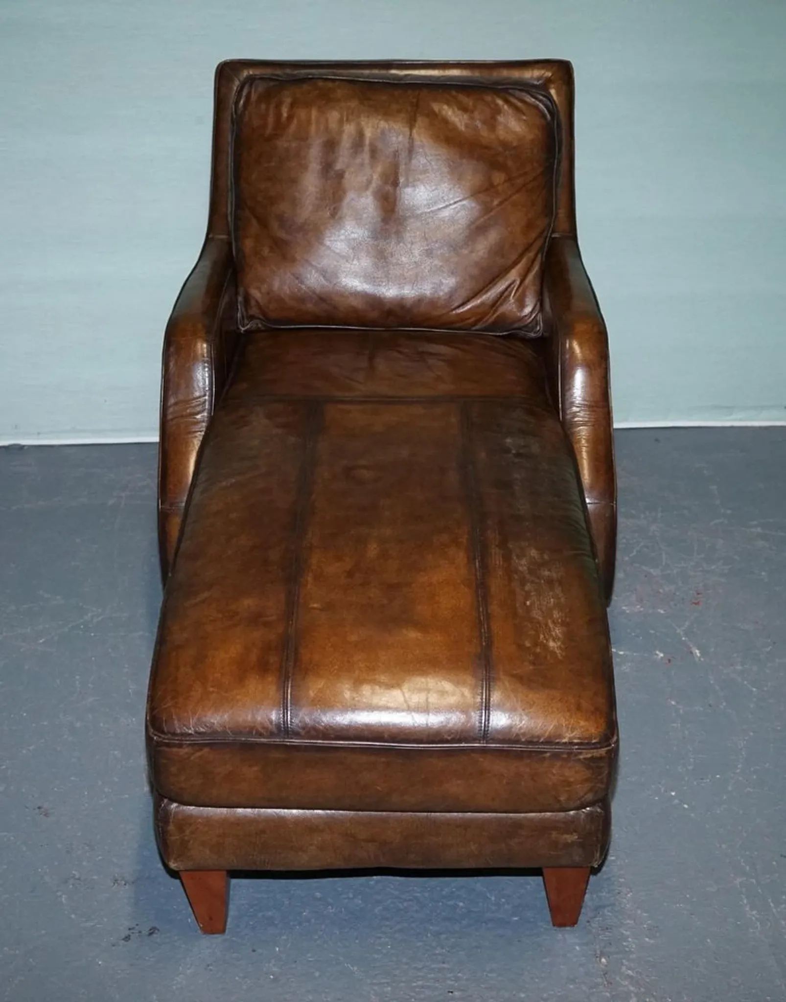 Chaise Longue en Cuir Teint à la Main