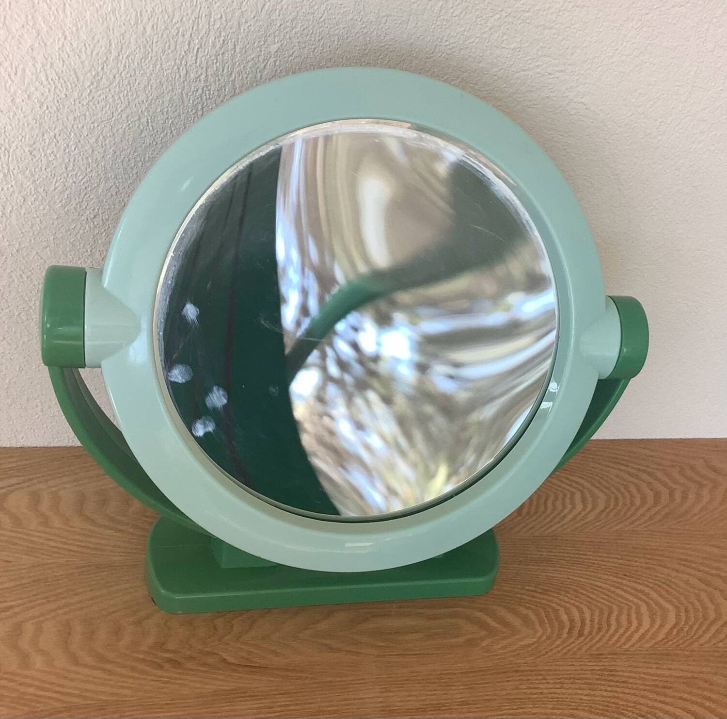 Vintage two-tone swivel mirror