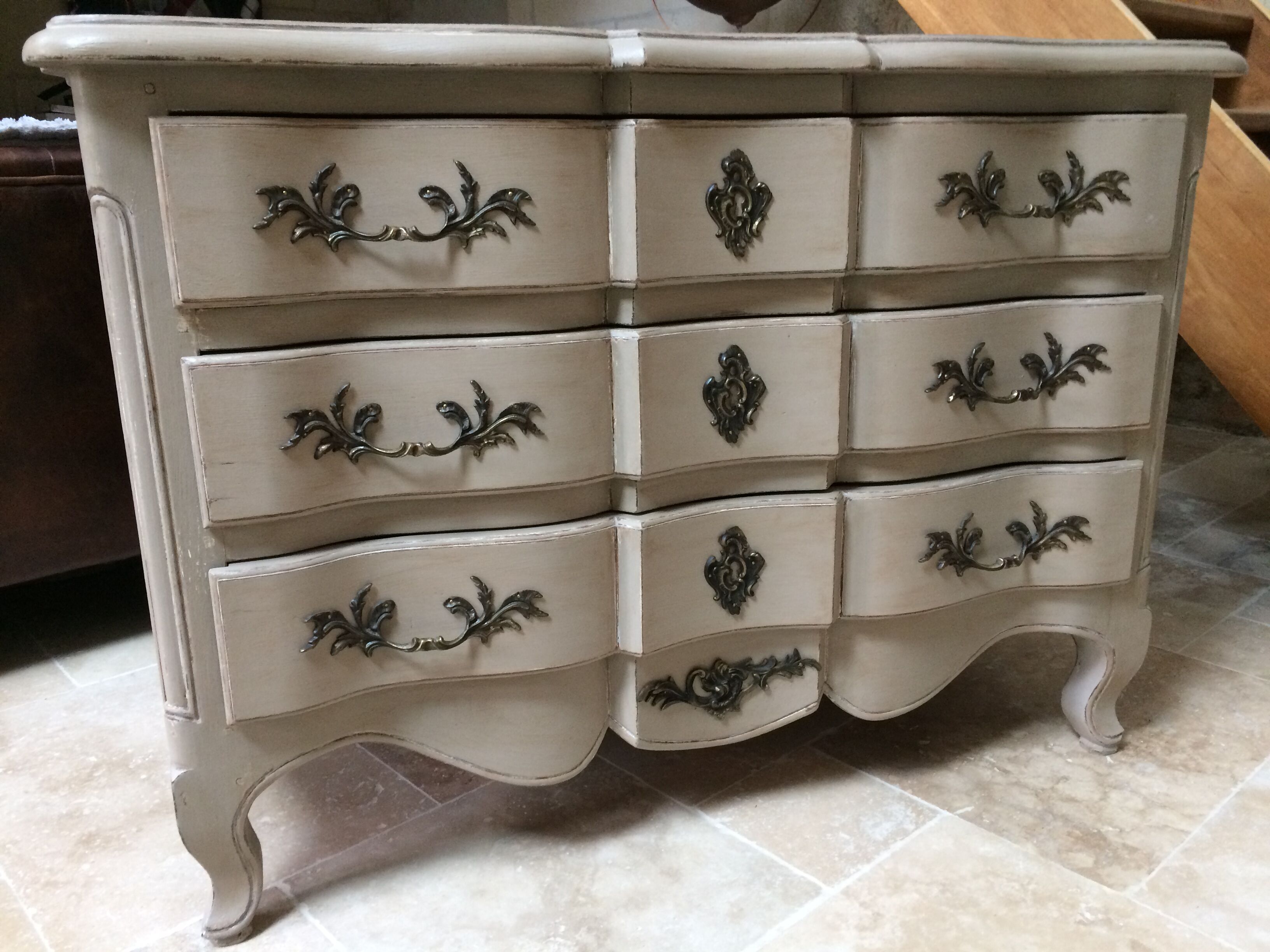 Dresser Louis XV crossbow patina