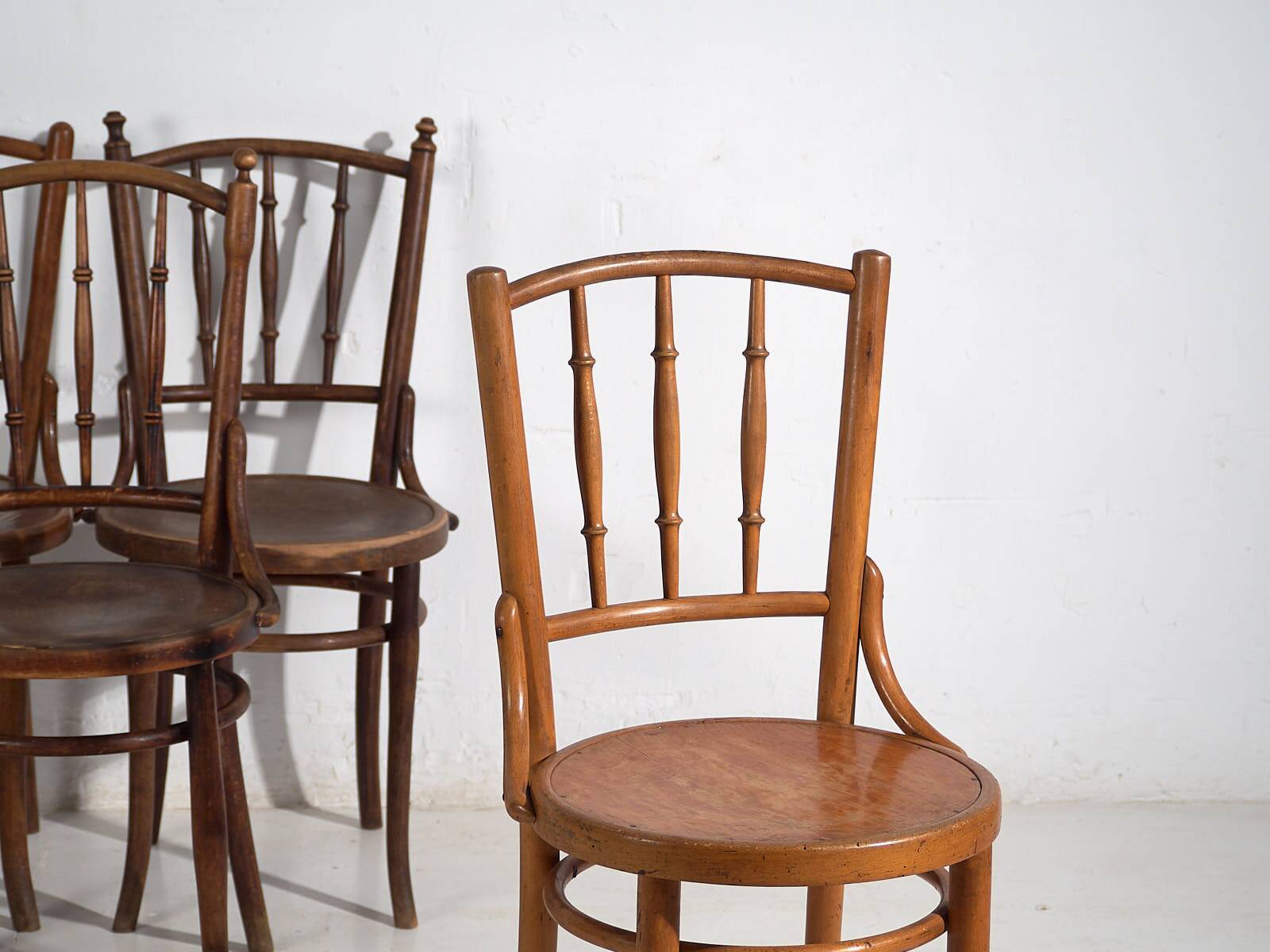 Antique Thonet bentwood chairs (circa 1920). Set of 4 pieces #14