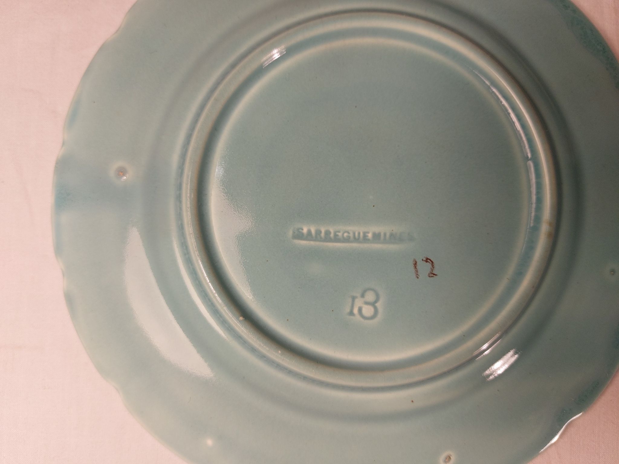 Series of 9 dessert plates in Majolica slip Faience of Sarreguemines