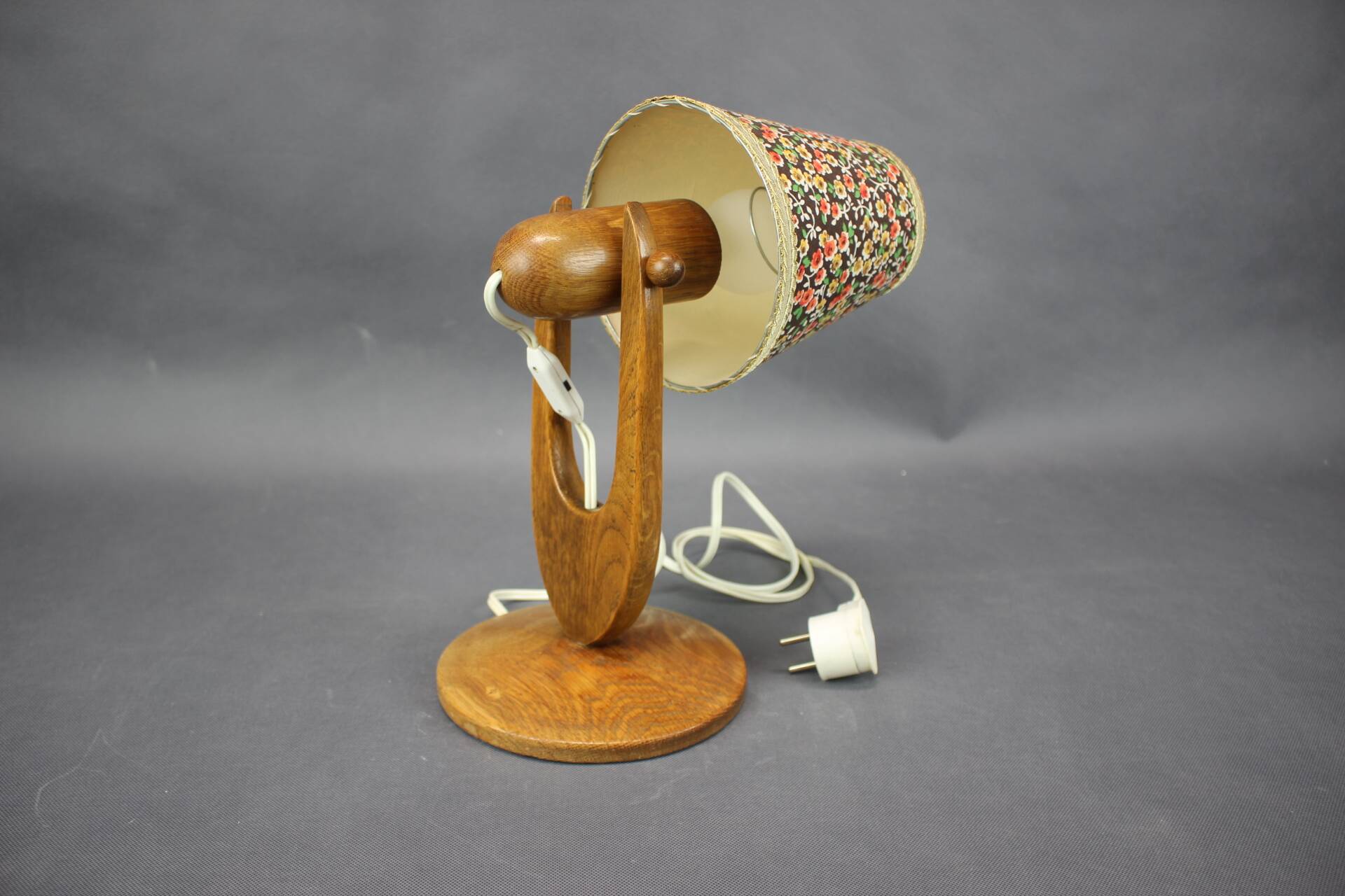 Mid-century adjustable wooden table lamp with floral shade, Czechoslovakia, 1970.