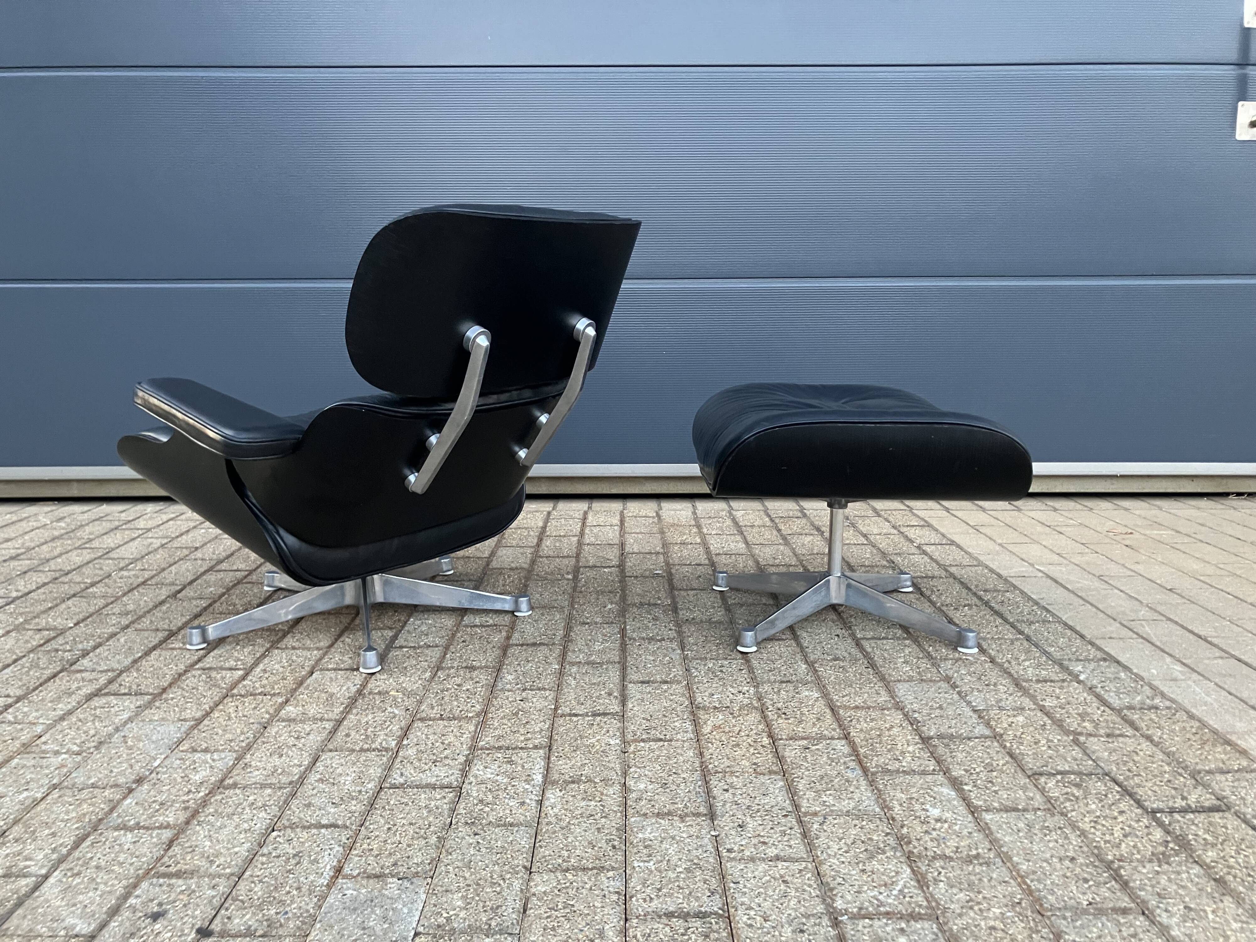 Vitra Eames lounge chair met Ottoman. Jaren 70. In Topstaat!
