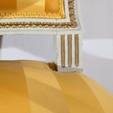 Paire de Fauteuils Cabriolet, en Bois réchampi, style Louis XVI – Fin XIXe