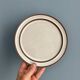 6 assiettes plates Stogo en grès scandinave
