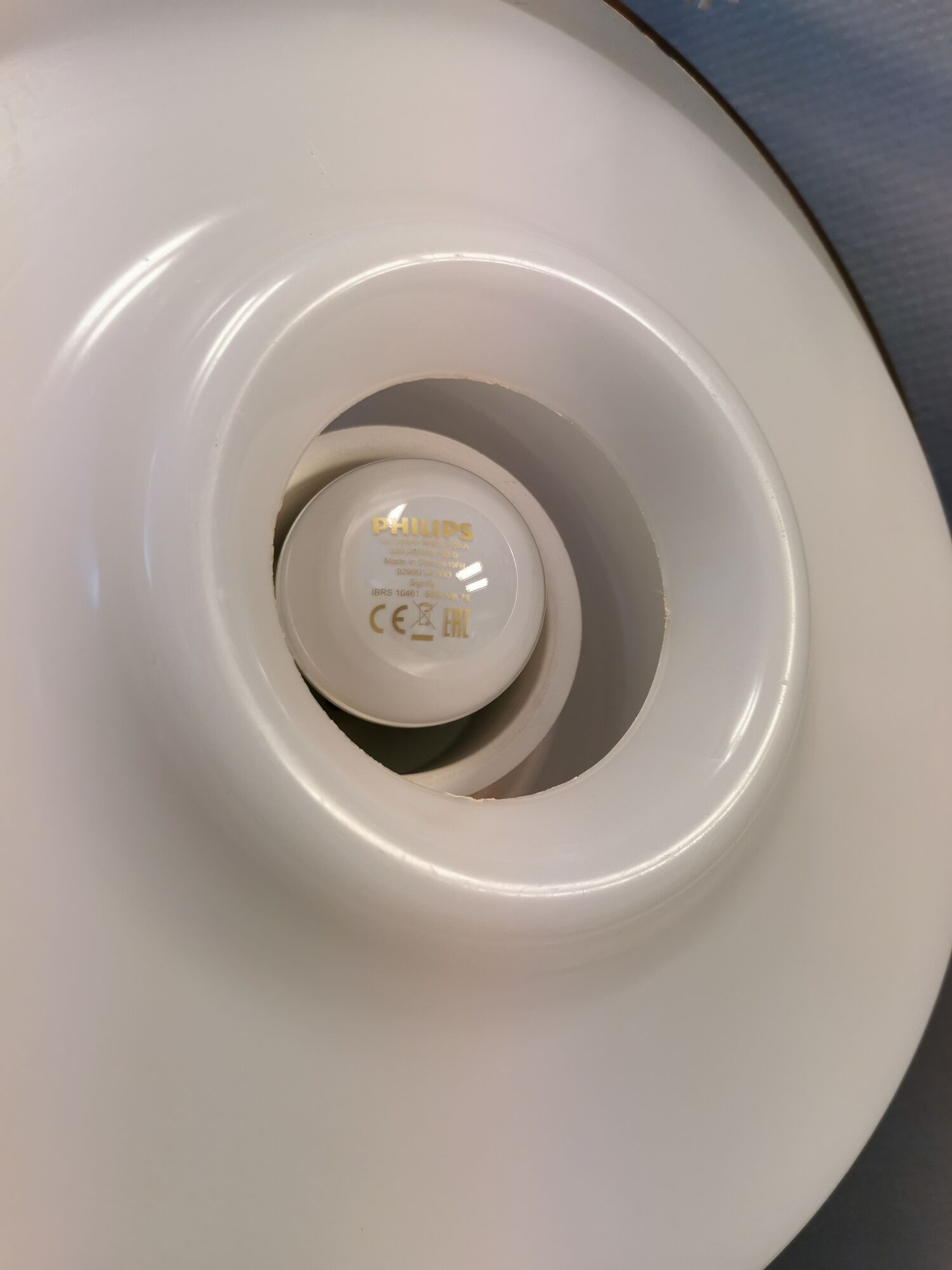 Danish space age hanging lamp, from the 80s, made of lacquered aluminum and acrylic plastic