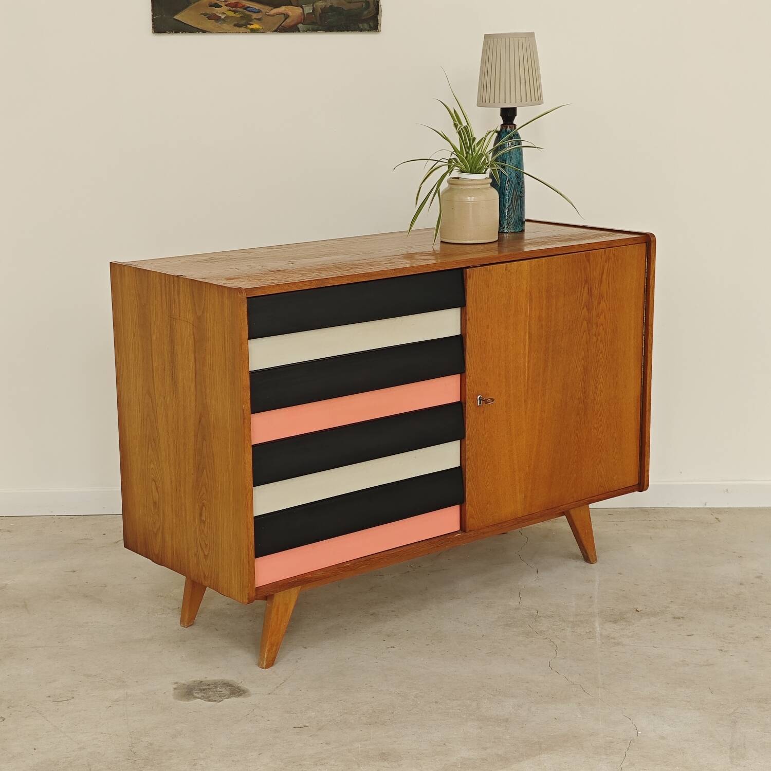 U-458 pink sideboard by Jiri Jiroutek for Interier Praha 1960