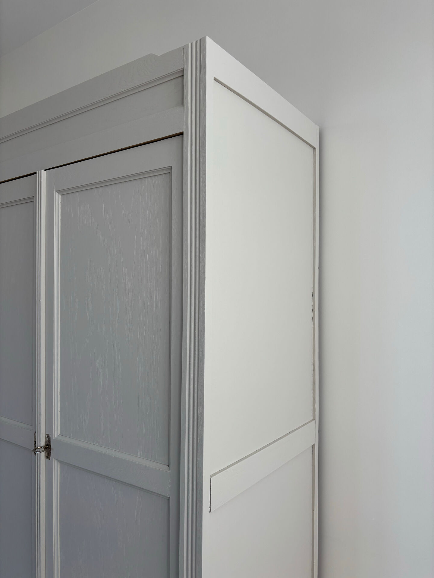 Large Parisian wardrobe in renovated oak wood.