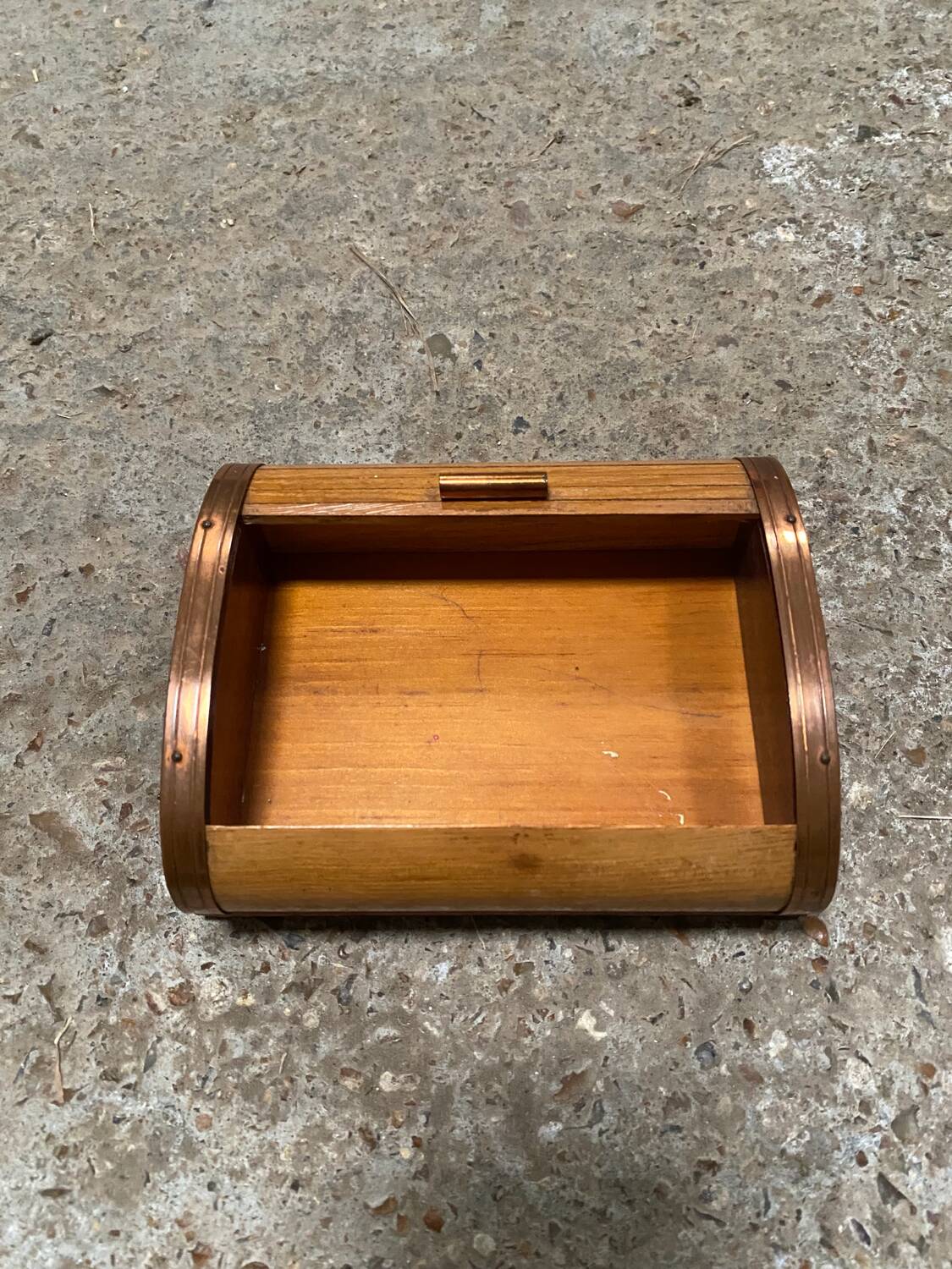 Vintage 50s Roll Box