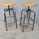 Pair stools adjustable in height metal patina graphite