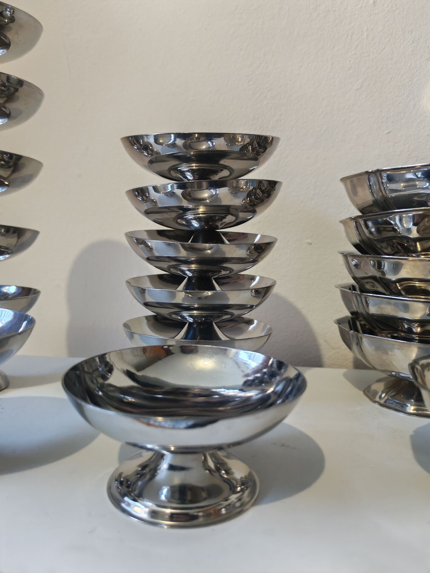18 low sorbet cups in stainless steel chrome