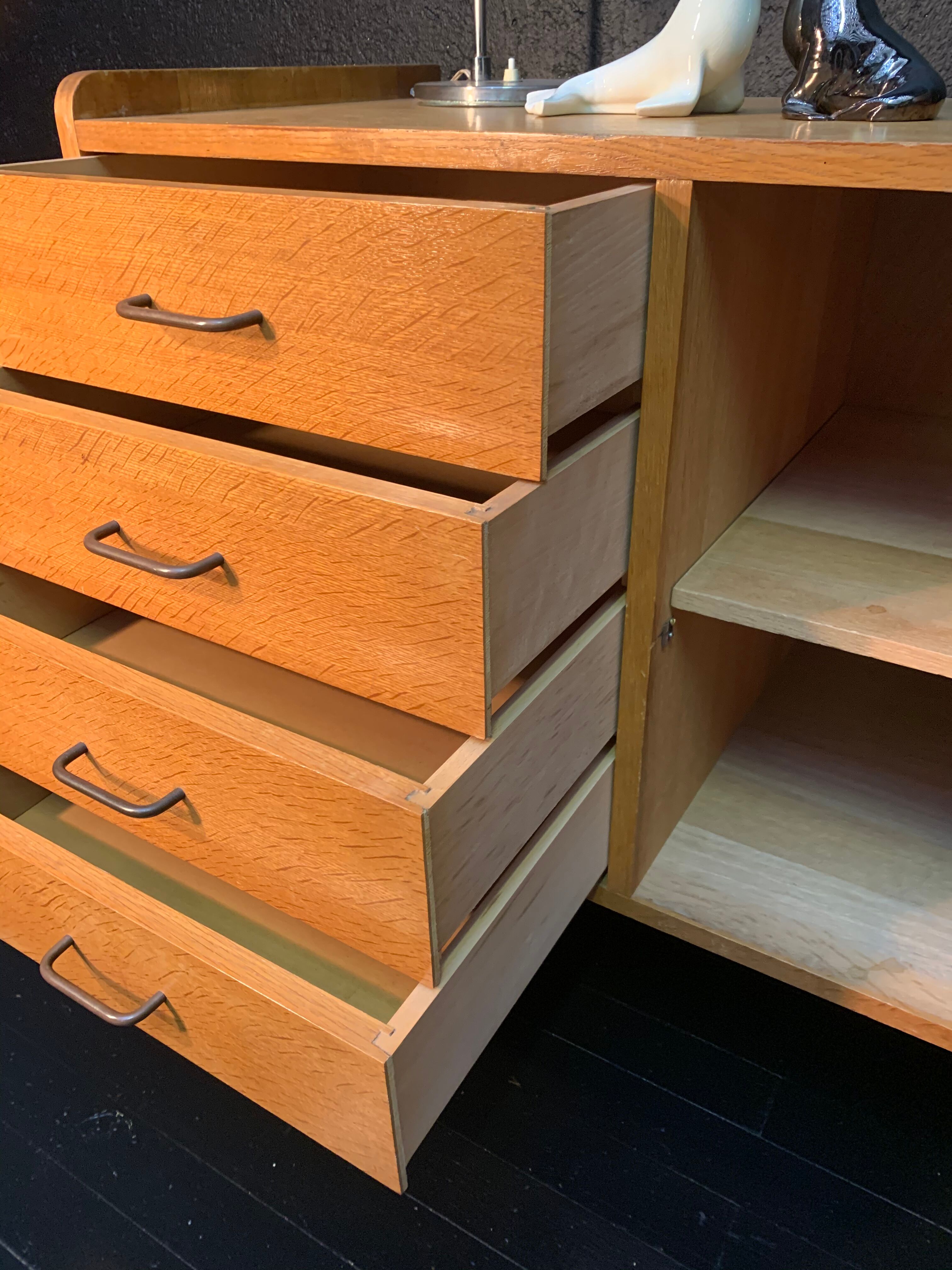 Vintage dresser 1950