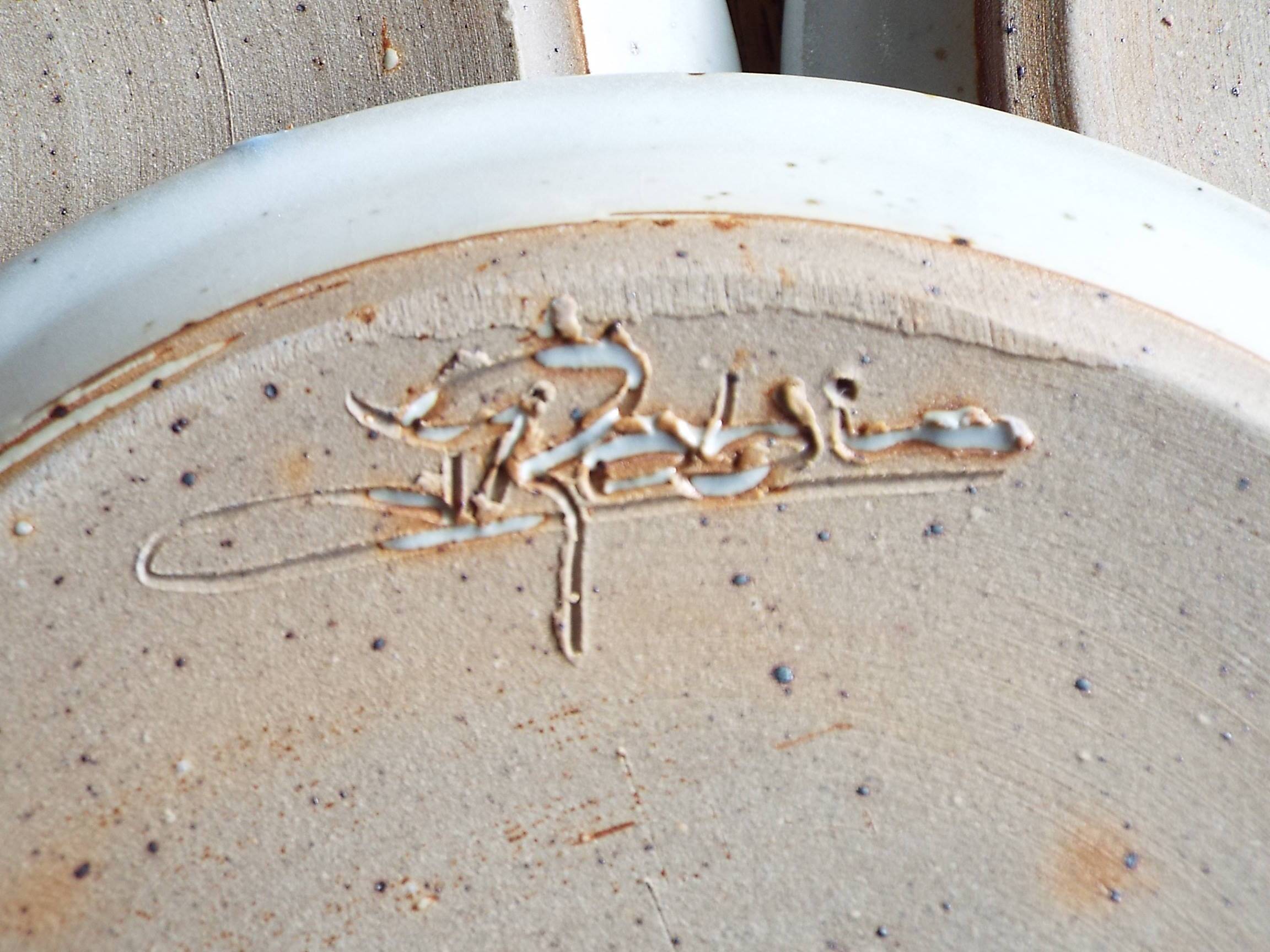 5 stoneware dessert plates