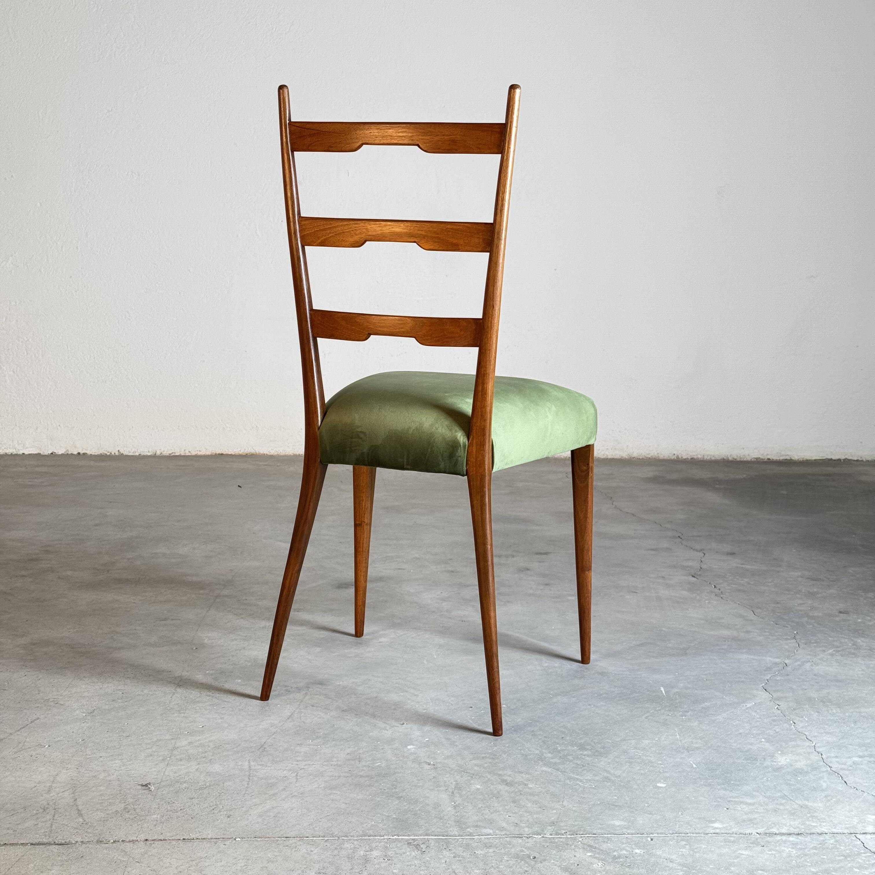 Set of six dining room chairs attributed to Gio Ponti, Italy, 1950.